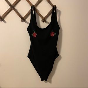 BOGO Rose Buds Bodysuit Medium Forever 21 EUC